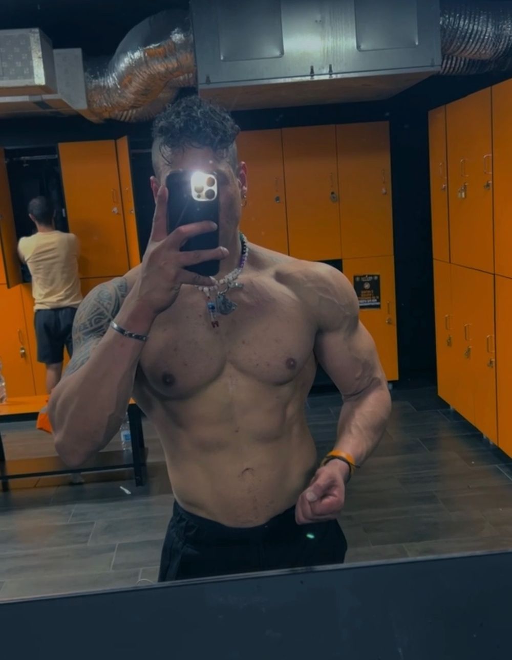 andrewv7 OnlyFans profile picture