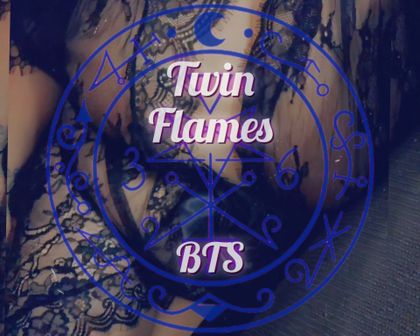 twinflamesapothecary OnlyFans picture