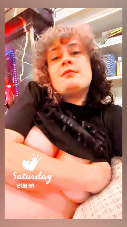 suziesuites OnlyFans picture