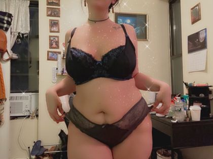 graceonmars OnlyFans picture