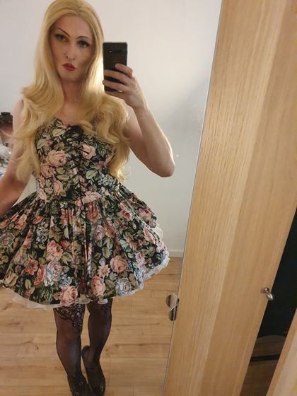 uyeliza OnlyFans picture