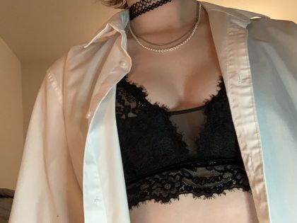 emberbluee OnlyFans picture