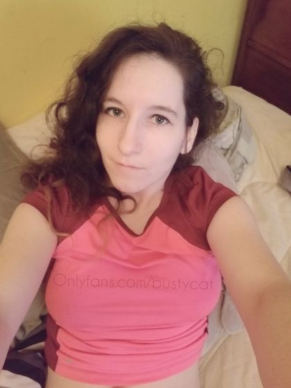 bustycat OnlyFans picture