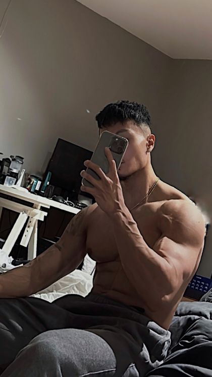 prettyboiixavi3r OnlyFans picture