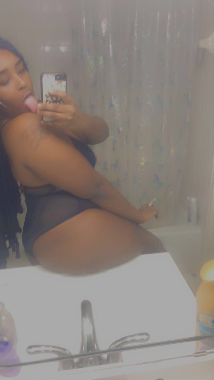 sluttyyindiaaa OnlyFans profile picture