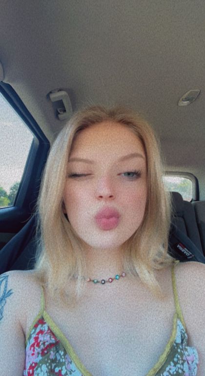 laceyblueeyes OnlyFans picture