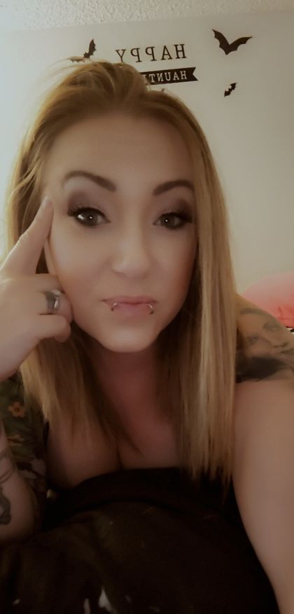 notoriouskearsten OnlyFans picture