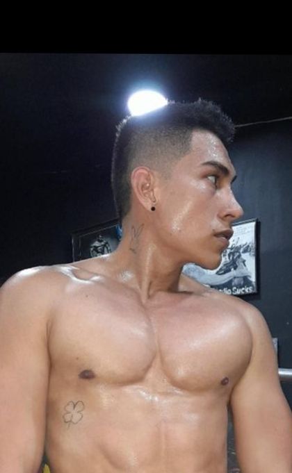 nicoopettit OnlyFans picture