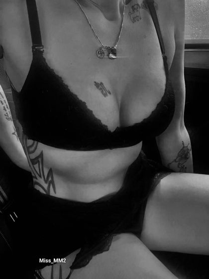mm_v2 OnlyFans picture