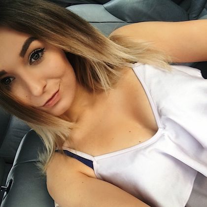 aliceinwantyouland OnlyFans picture