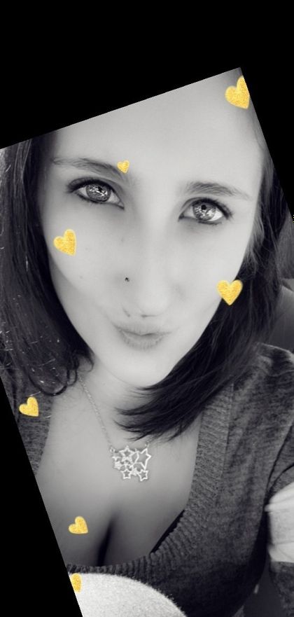 Best Hot Bella_luna OnlyFans Accounts | FansMetrics.com