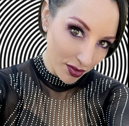 mistresskara OnlyFans picture