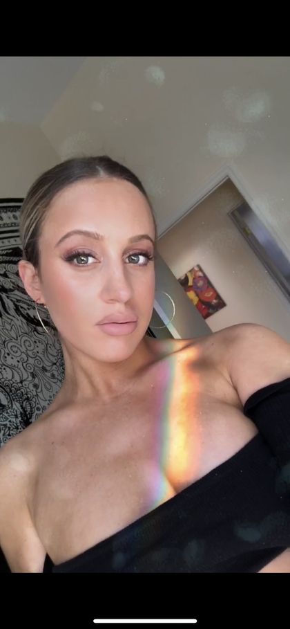 yourhousewife OnlyFans picture