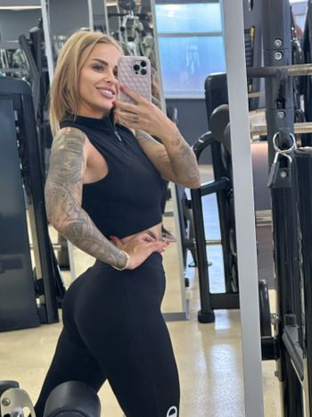 naomistarr vip OnlyFans Free Trial XXX Photos FansMetrics com 