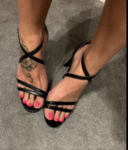 barefootbeauty211 OnlyFans picture