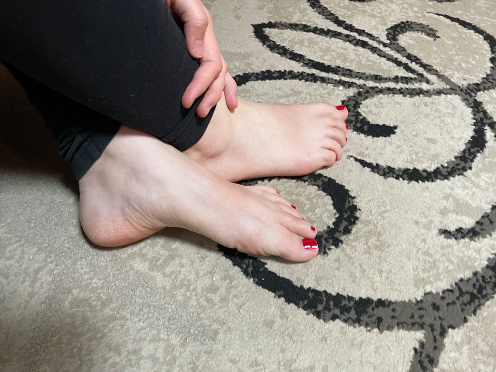 feetpics.53 OnlyFans profile picture