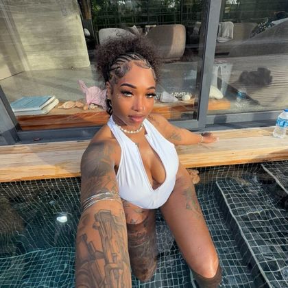 emarychanell OnlyFans picture