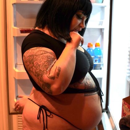 reiinapopclips OnlyFans picture