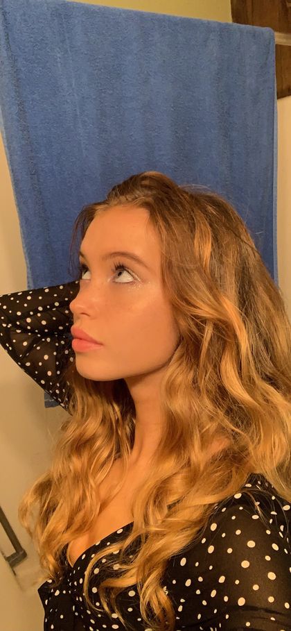 zoeyluna OnlyFans picture
