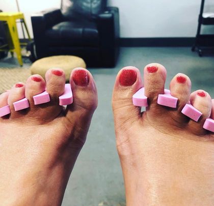 nikkikinkyfeet OnlyFans picture