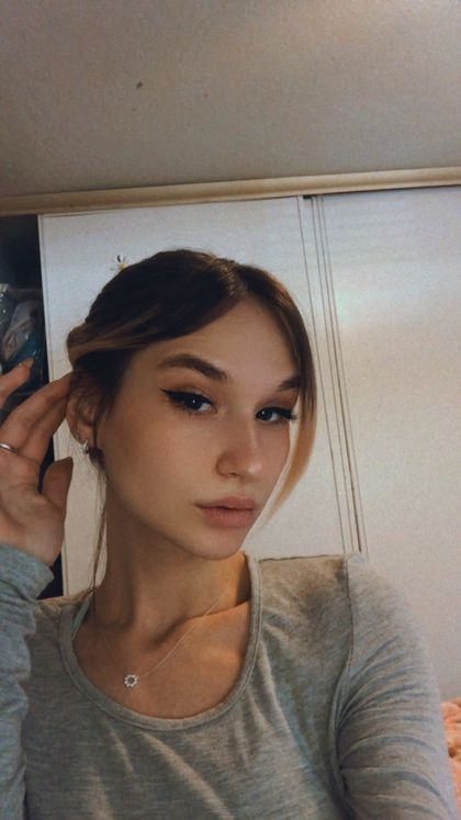 Best Peachykbaby OnlyFans Accounts | FansMetrics.com