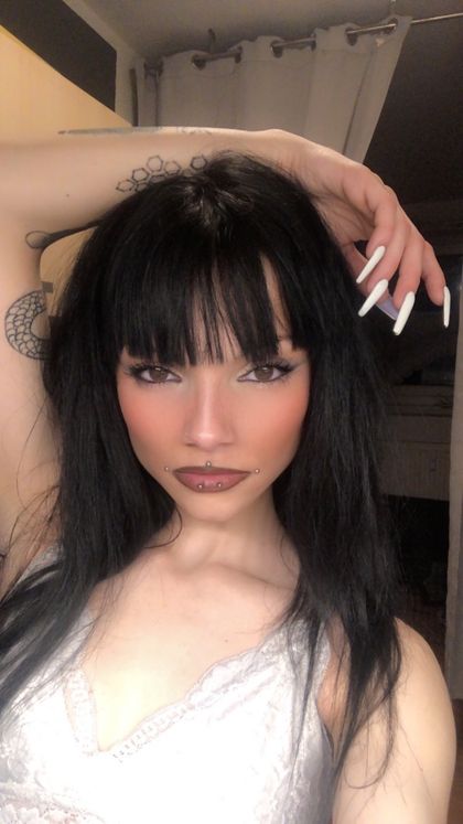caro.ellen.noir OnlyFans picture