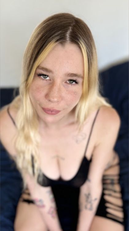 bellehazee OnlyFans picture