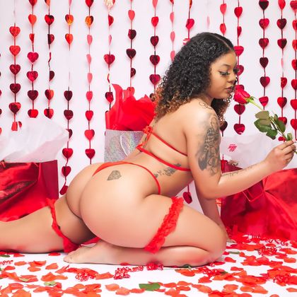 milannnm OnlyFans picture