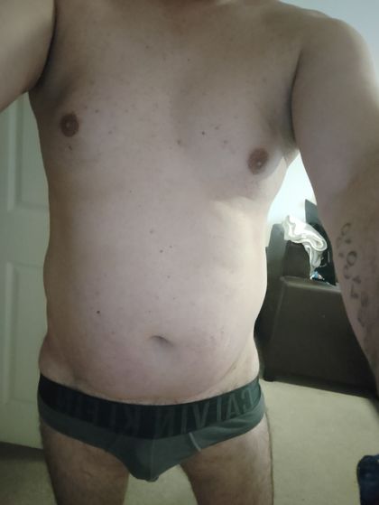 radovallev OnlyFans picture