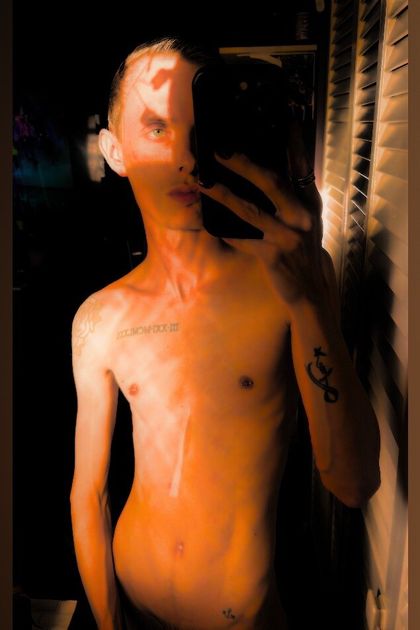 aresafterdark OnlyFans picture