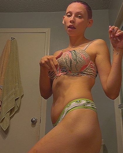 askye345 OnlyFans picture