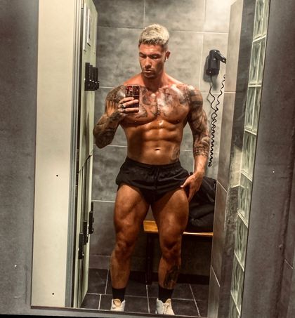u248051536 OnlyFans picture
