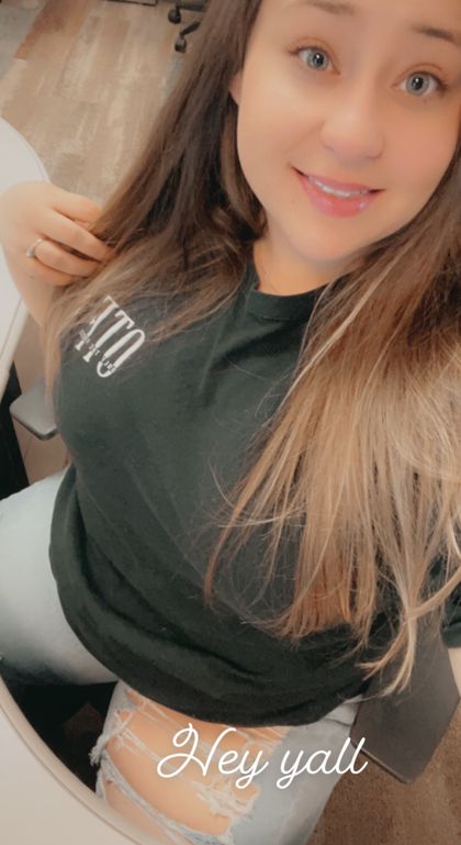 Best Hot Bxby Elizxbeth OnlyFans Accounts | FansMetrics.com