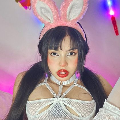 petitehani OnlyFans picture