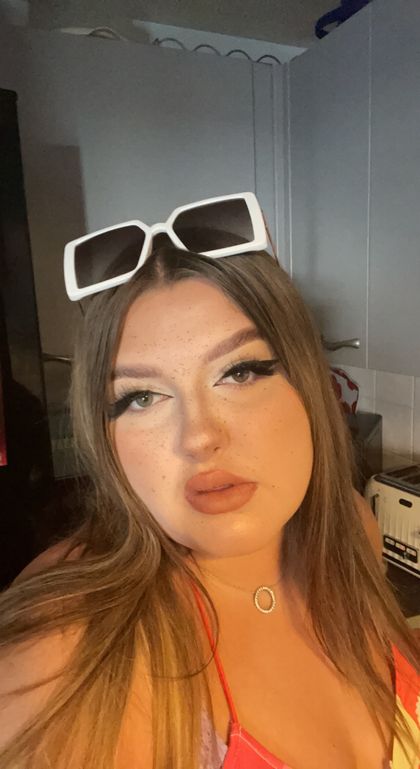 devineandyours OnlyFans picture