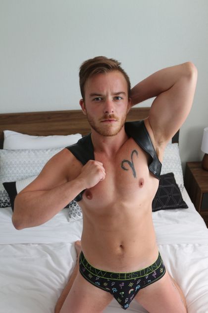 lukehudson OnlyFans picture