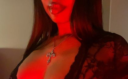 lovemarz OnlyFans picture
