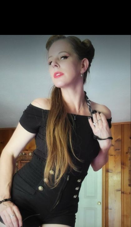 Best Its Lisa OnlyFans Accounts FansMetrics