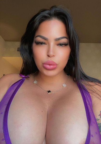 juliannavega69 OnlyFans picture
