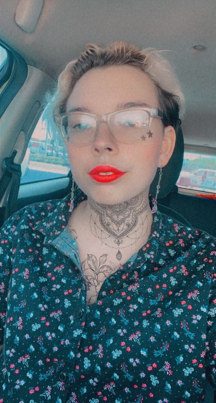 elizasimp19 OnlyFans picture