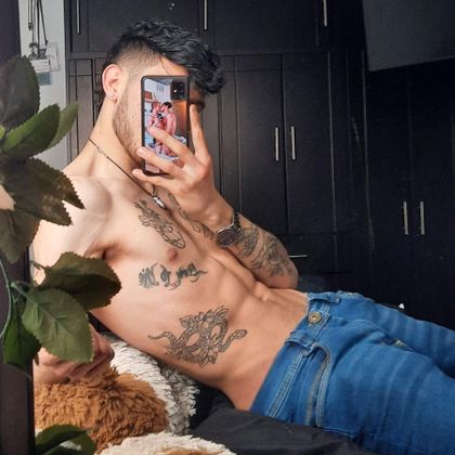 thepervertboy OnlyFans picture
