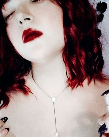 seleneparisi OnlyFans picture