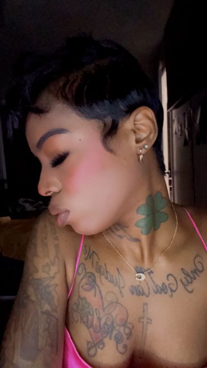 prettyharvey OnlyFans picture