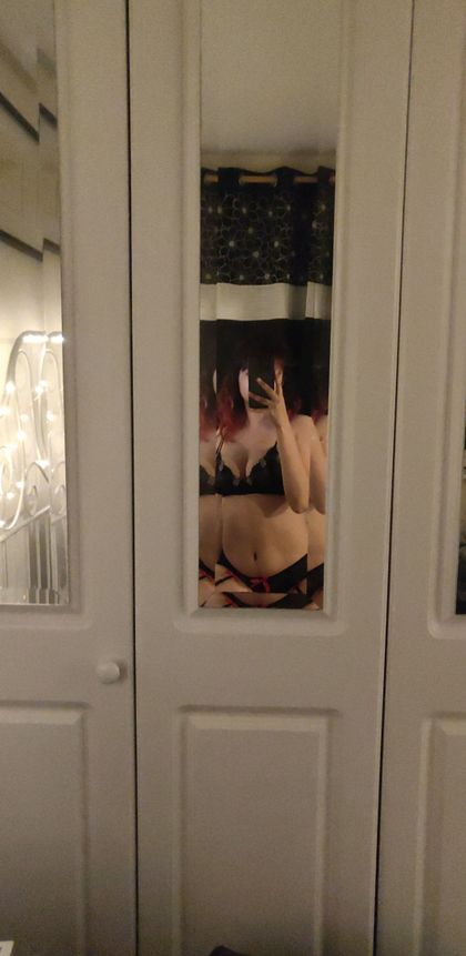peachiefy OnlyFans picture