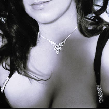 cloverlips OnlyFans picture