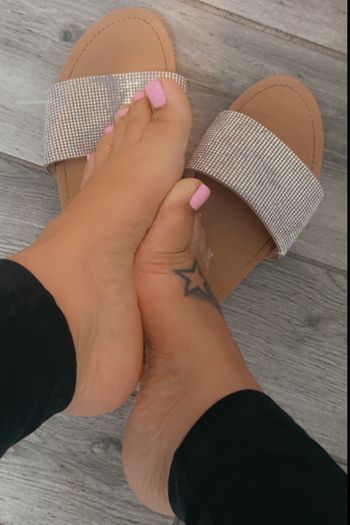 Latina Foot Fetish Reina