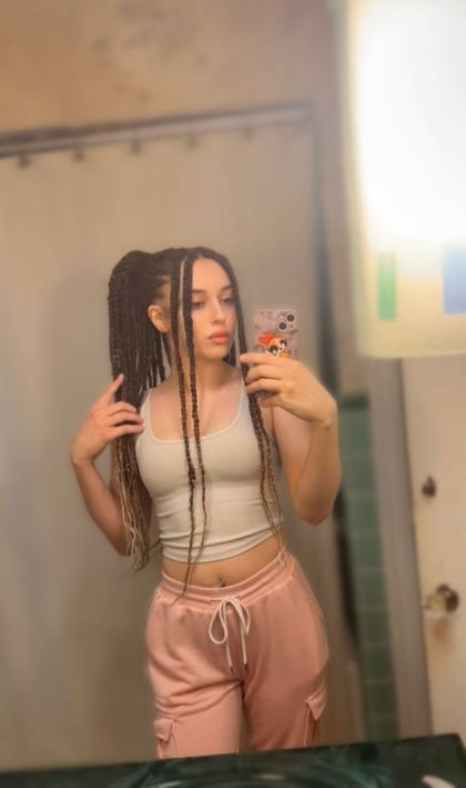prettyhoneybun OnlyFans picture