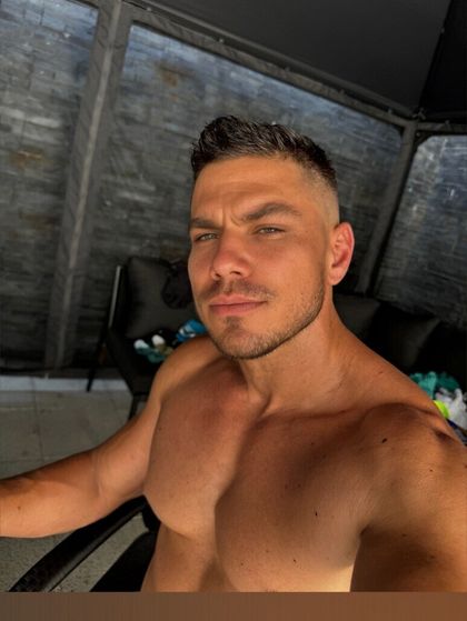 adamarchuleta OnlyFans picture