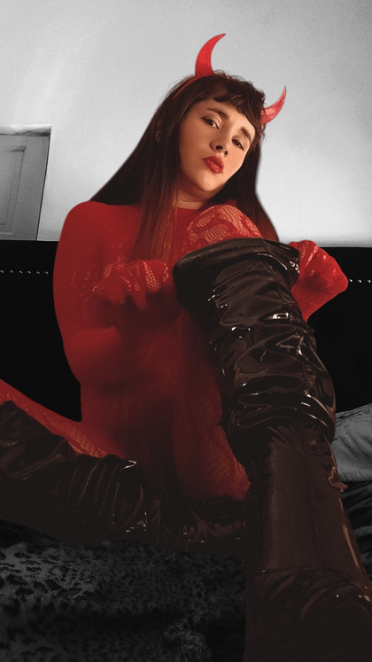 ladylilyy OnlyFans picture
