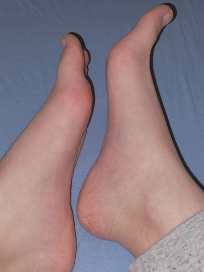 julliehandsfeet OnlyFans picture